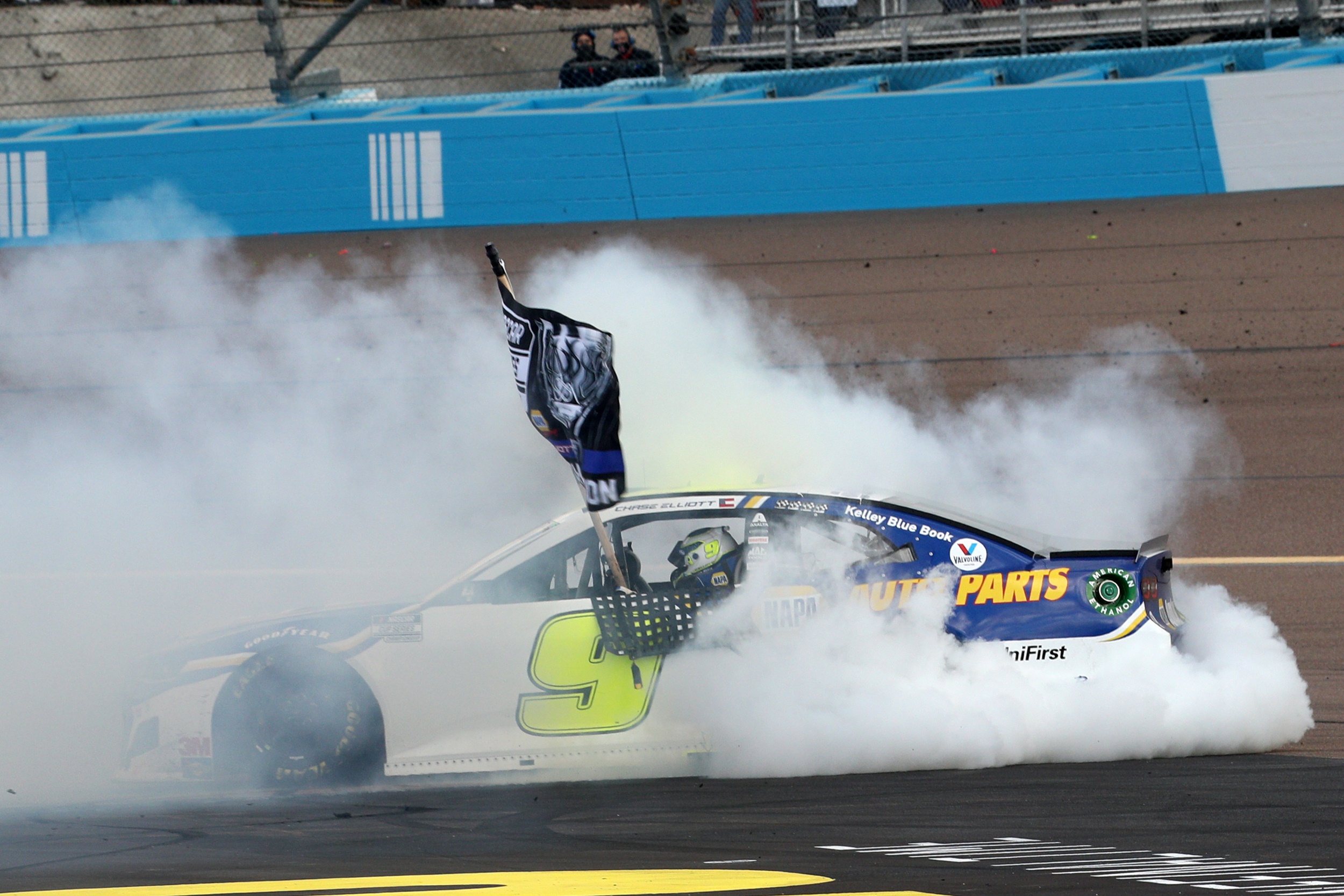 Chase Elliott Wins The 2020 Nascar Cup Series Championship – Bgmsportstrax