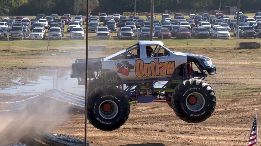Monster Truck Wars at Hamilton County Fairgrounds – BGMSportsTrax